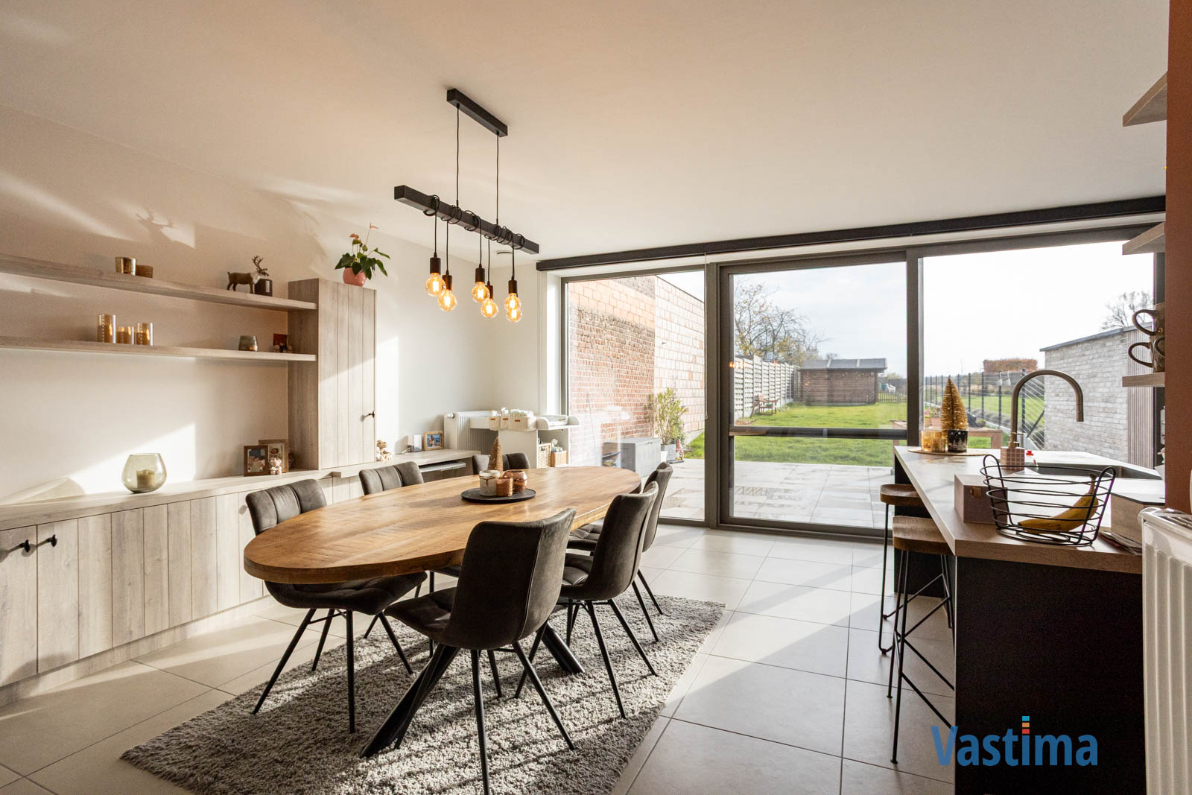 Immo Vastima - Huis Te koop Essene - Recente gezinswoning met ruimte, comfort én een uitstekende ligging