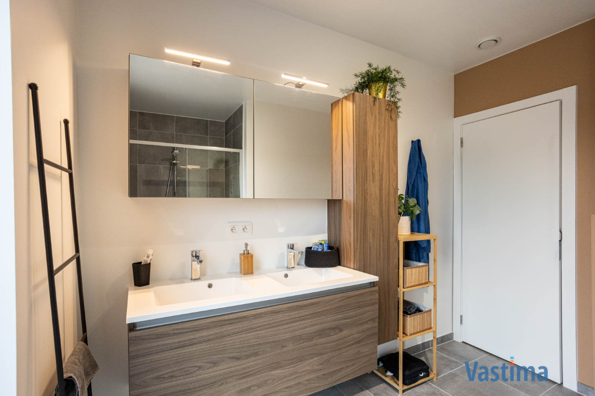 Immo Vastima - Huis Te koop Essene - Recente gezinswoning met ruimte, comfort én een uitstekende ligging