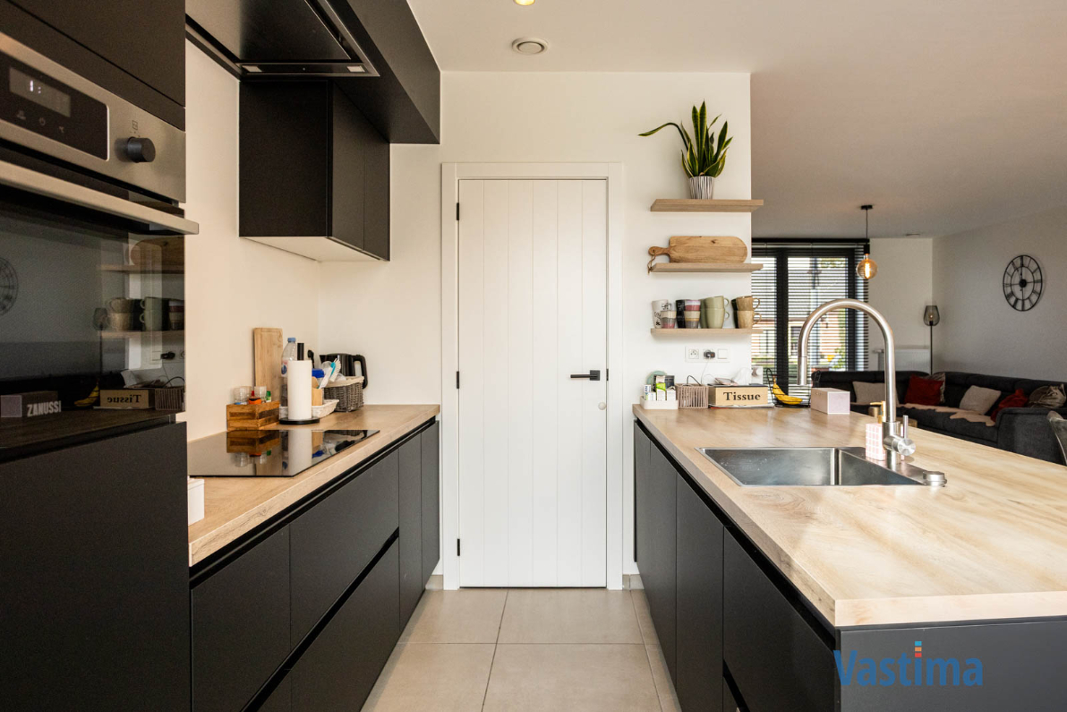 Immo Vastima - Huis Te koop Essene - Recente gezinswoning met ruimte, comfort én een uitstekende ligging