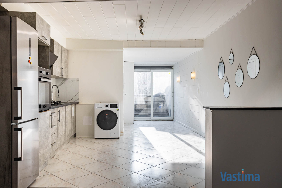 Immo Vastima - Huis Te koop Aalst - Lichtvolle starterswoning met zuid gerichte tuin