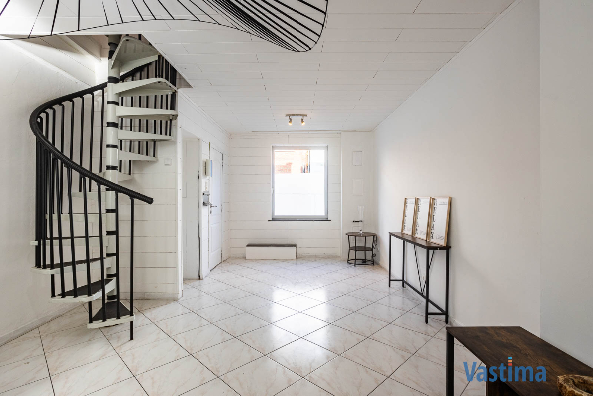 Immo Vastima - Huis Te koop Aalst - Lichtvolle starterswoning met zuid gerichte tuin