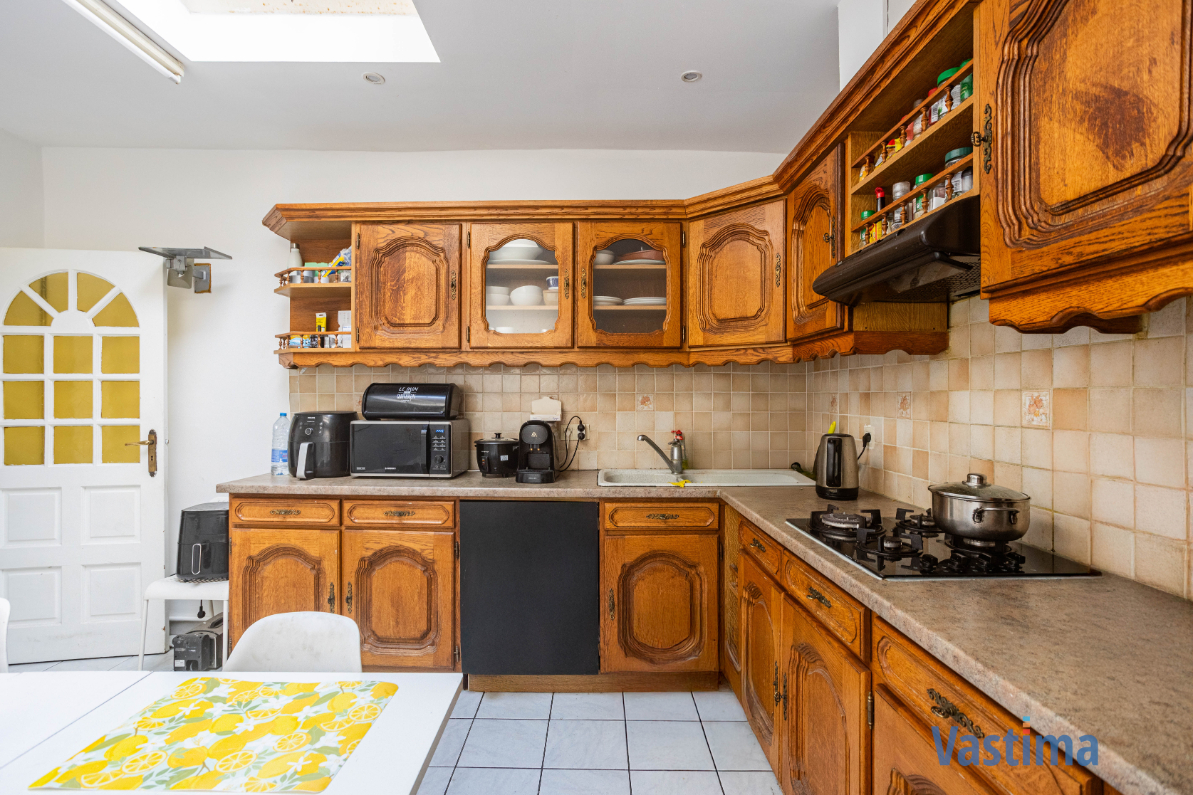 Immo Vastima - Huis Te koop Aalst - Gezinswoning met tuin op topligging nabij centrum Aalst