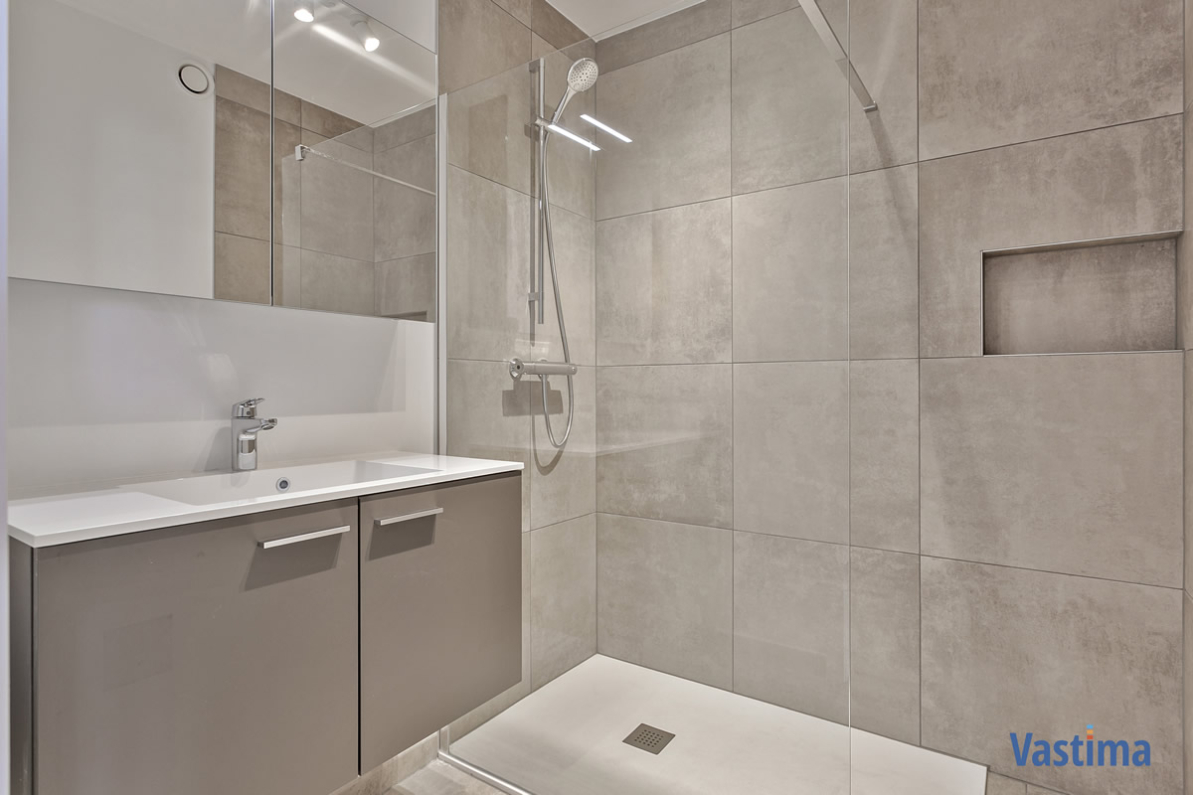 Immo Vastima - Appartement Te huur Aalst - Recent appartement met 2 slaapkamers, terras en autostaanplaats