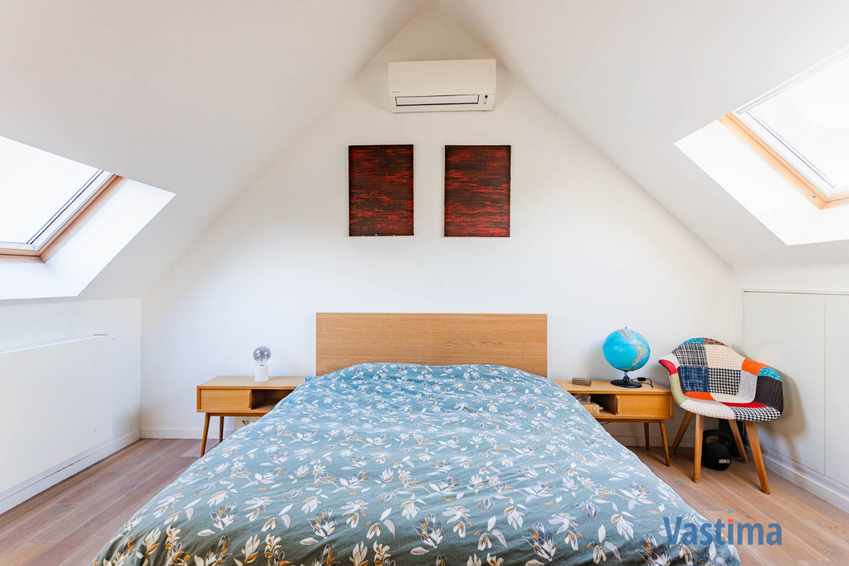 Immo Vastima - Huis Te koop Aalst - Instapklare, lichtrijke én gerenoveerde gezinswoning