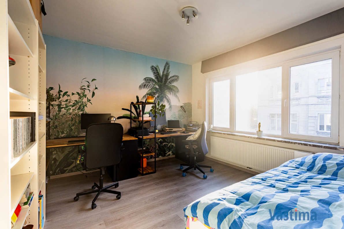 Immo Vastima - Huis Te koop Aalst - Instapklare, lichtrijke én gerenoveerde gezinswoning