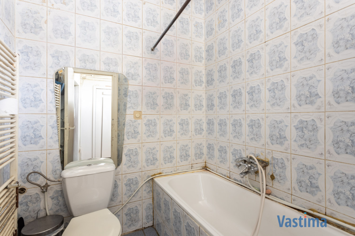 Immo Vastima - Huis Te koop Aalst - Twee aanpalende woningen met loods nabij centrum Aalst – ideaal voor wonen, werken of project