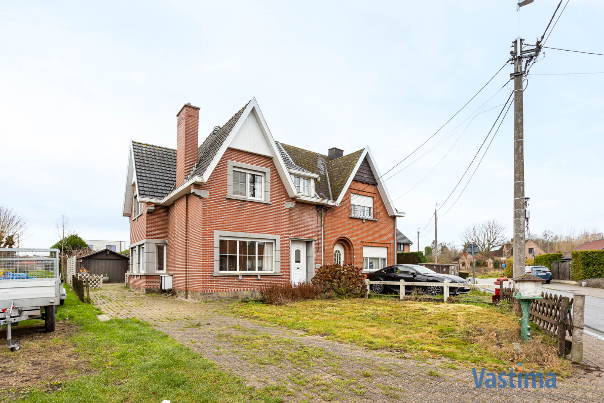 Immo Vastima - Huis Te koop Lede - Te renoveren, halfopen woning met zuid gerichte tuin