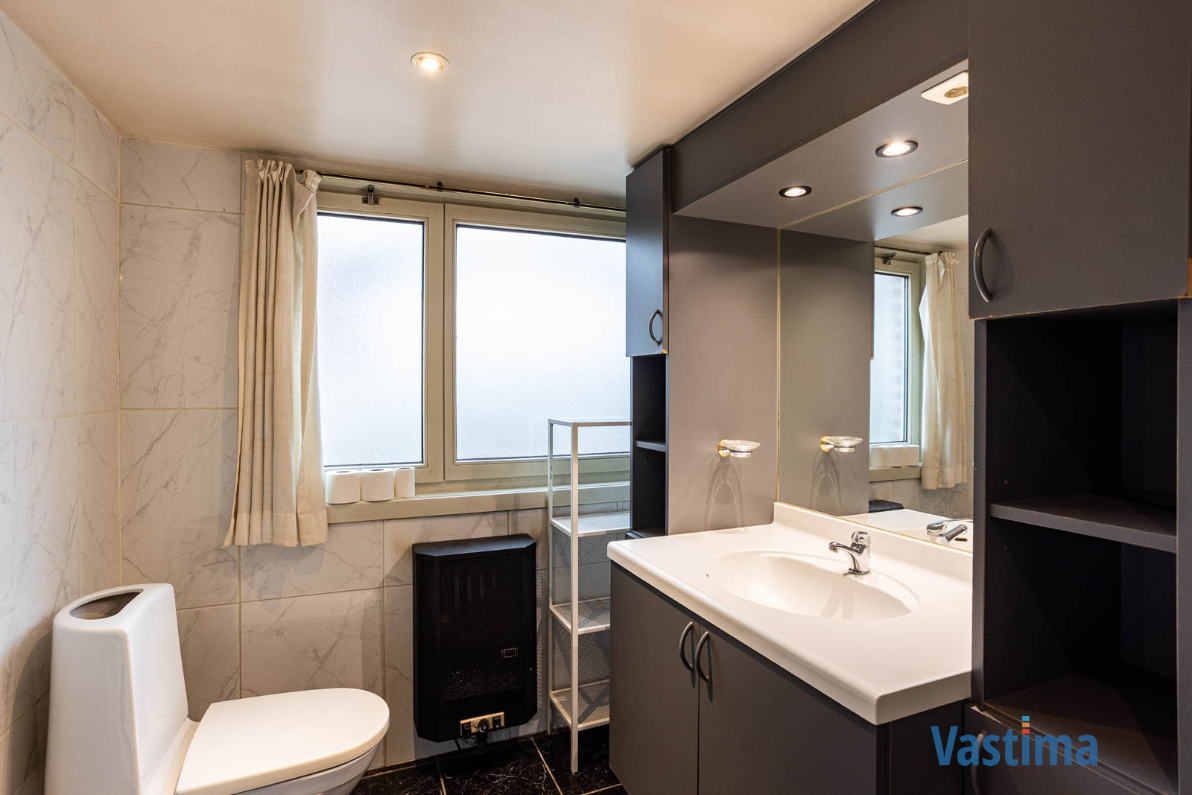 Immo Vastima - Huis Te koop Lede - Te renoveren, halfopen woning met zuid gerichte tuin