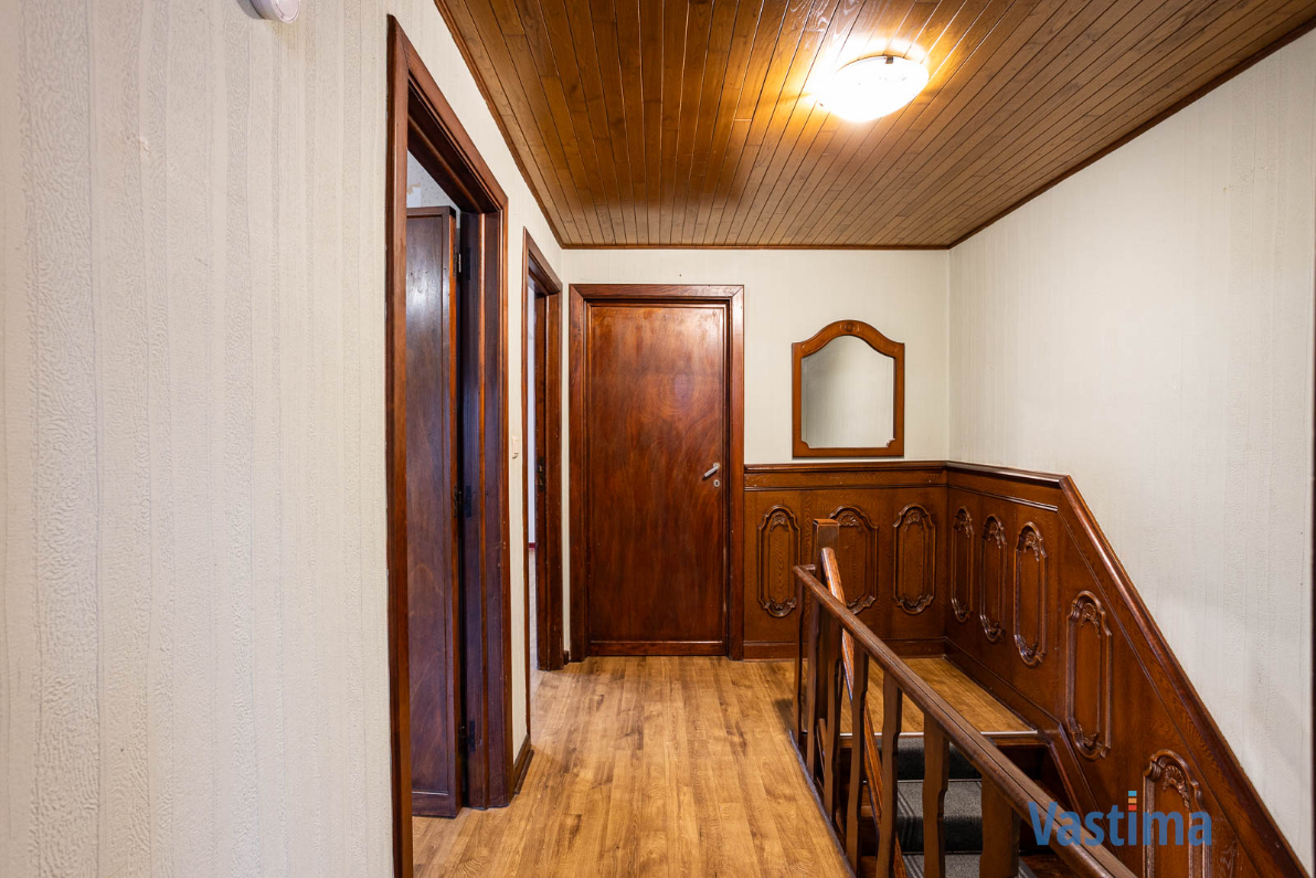 Immo Vastima - Huis Te koop Lede - Te renoveren, halfopen woning met zuid gerichte tuin