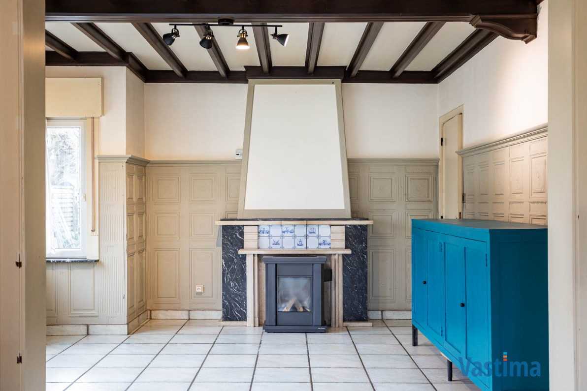 Immo Vastima - Huis Te koop Lede - Te renoveren, halfopen woning met zuid gerichte tuin