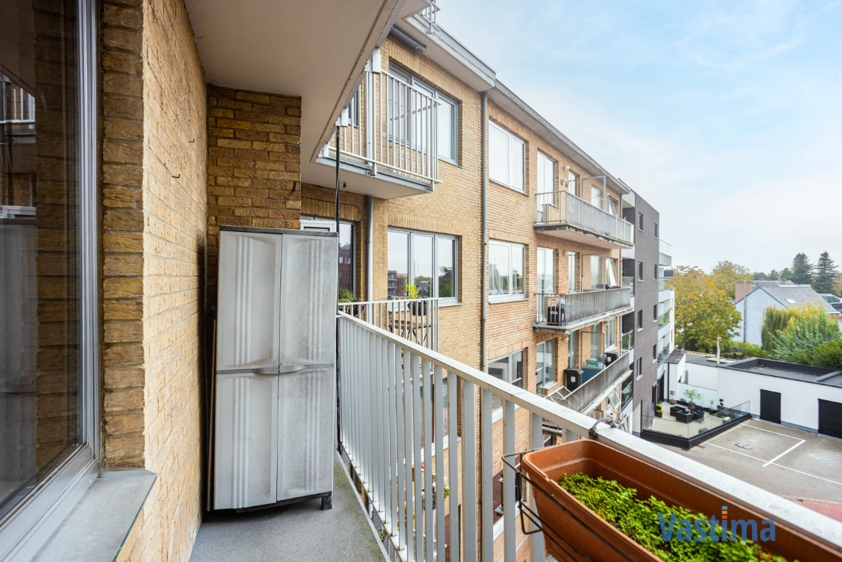 Immo Vastima - Appartement Te koop Aalst - Instapklaar appartement met 2 slaapkamers en terras