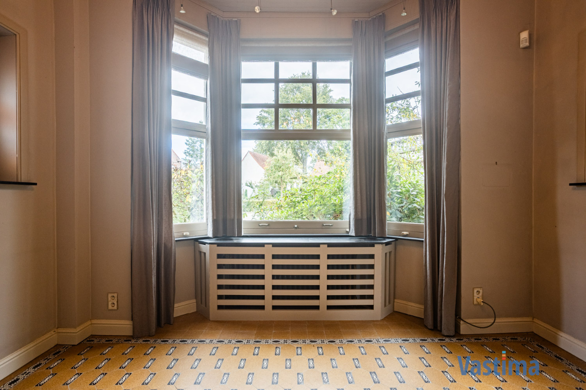 Immo Vastima - Huis Te koop Meldert - Karaktervolle villa met authentieke charme in een groene setting