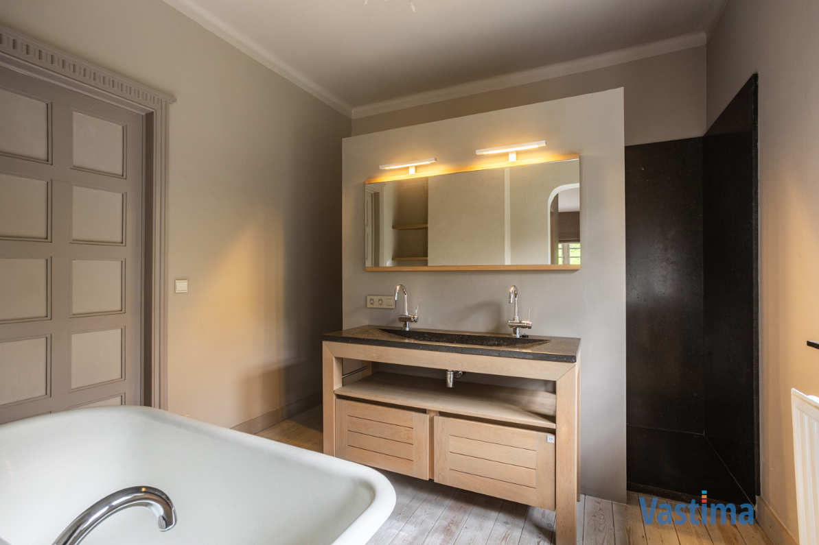 Immo Vastima - Huis Te koop Meldert - Karaktervolle villa met authentieke charme in een groene setting