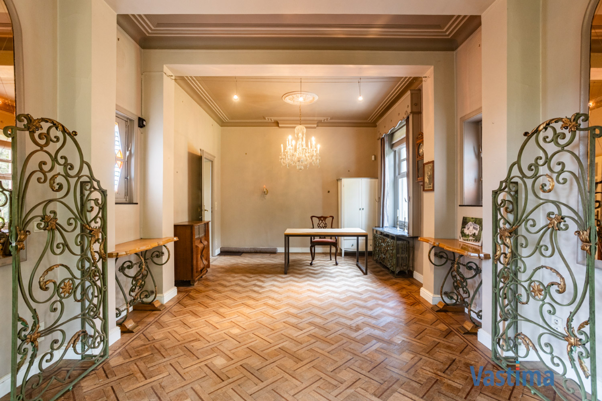 Immo Vastima - Huis Te koop Meldert - Karaktervolle villa met authentieke charme in een groene setting