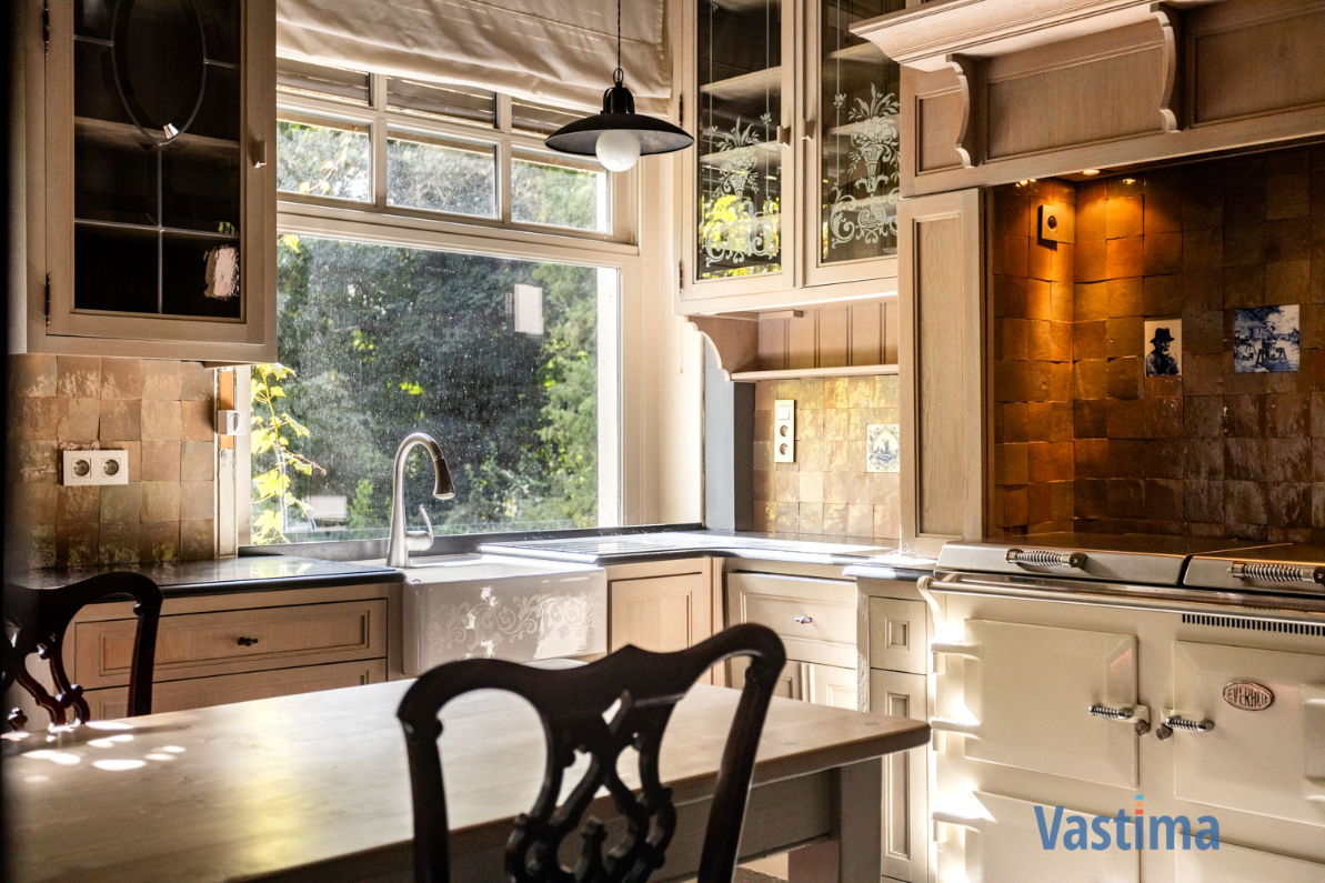 Immo Vastima - Huis Te koop Meldert - Karaktervolle villa met authentieke charme in een groene setting