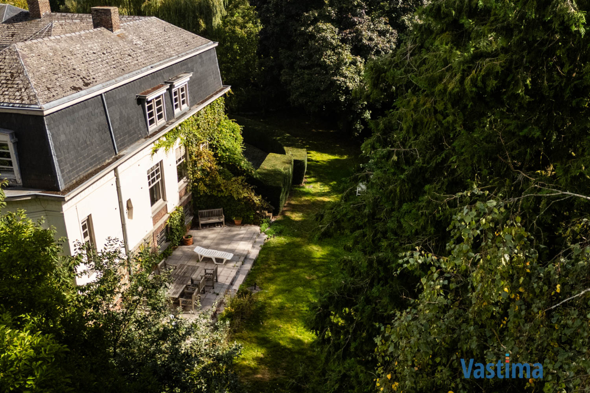 Immo Vastima - Huis Te koop Meldert - Karaktervolle villa met authentieke charme in een groene setting