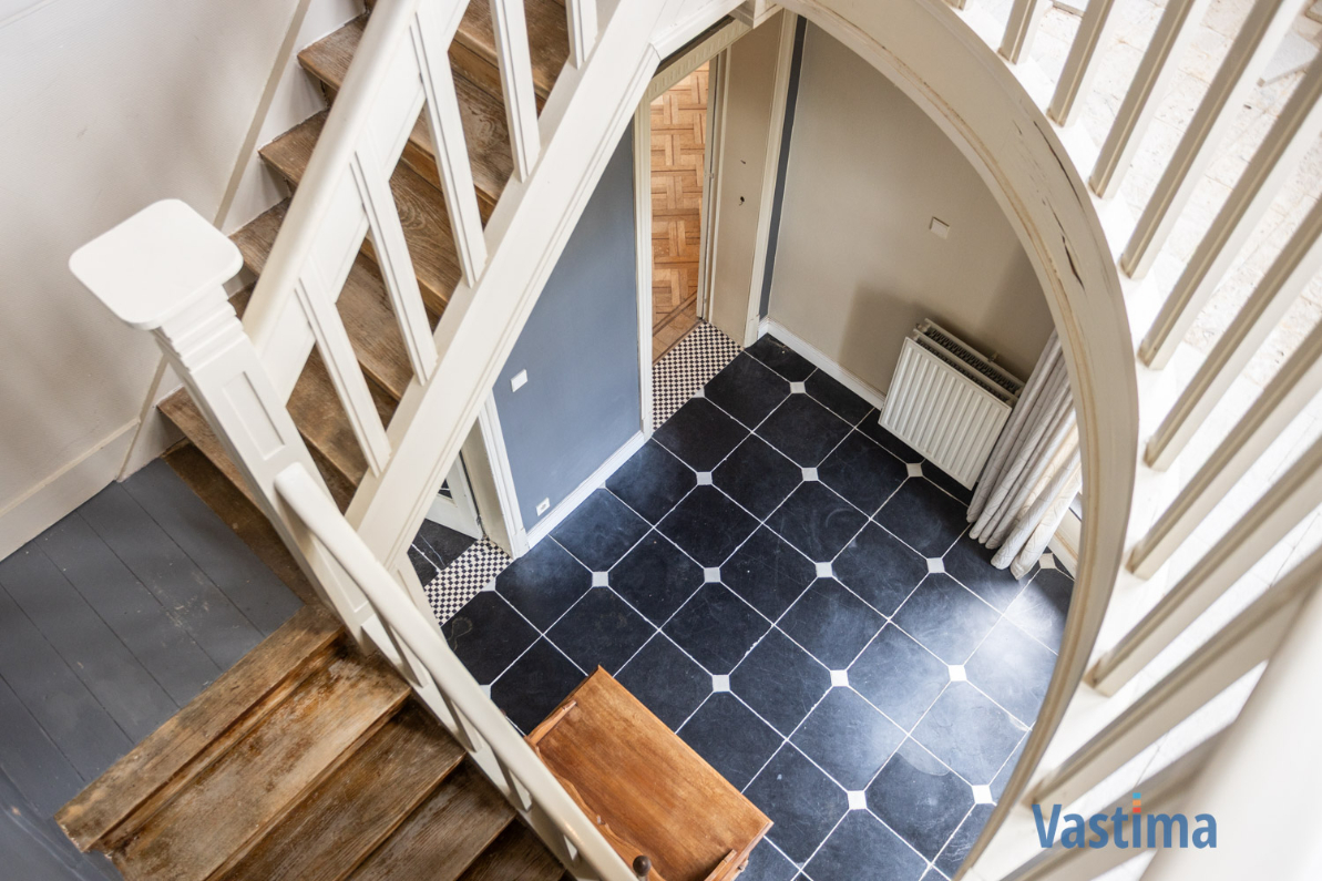 Immo Vastima - Huis Te koop Meldert - Karaktervolle villa met authentieke charme in een groene setting