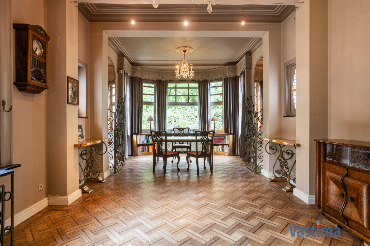 Immo Vastima - Huis Te koop Meldert - Karaktervolle villa met authentieke charme in een groene setting