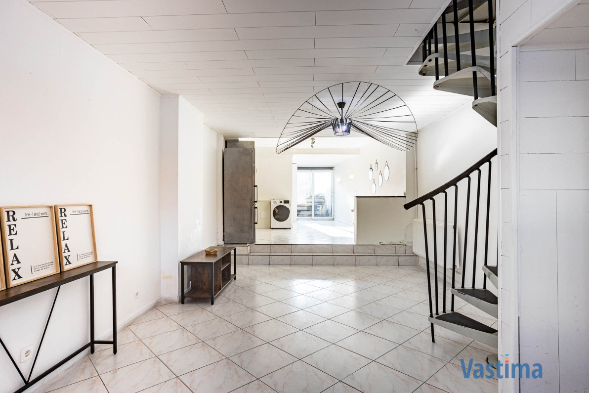 Immo Vastima - Huis Te koop Aalst - Lichtvolle starterswoning met zuid gerichte tuin