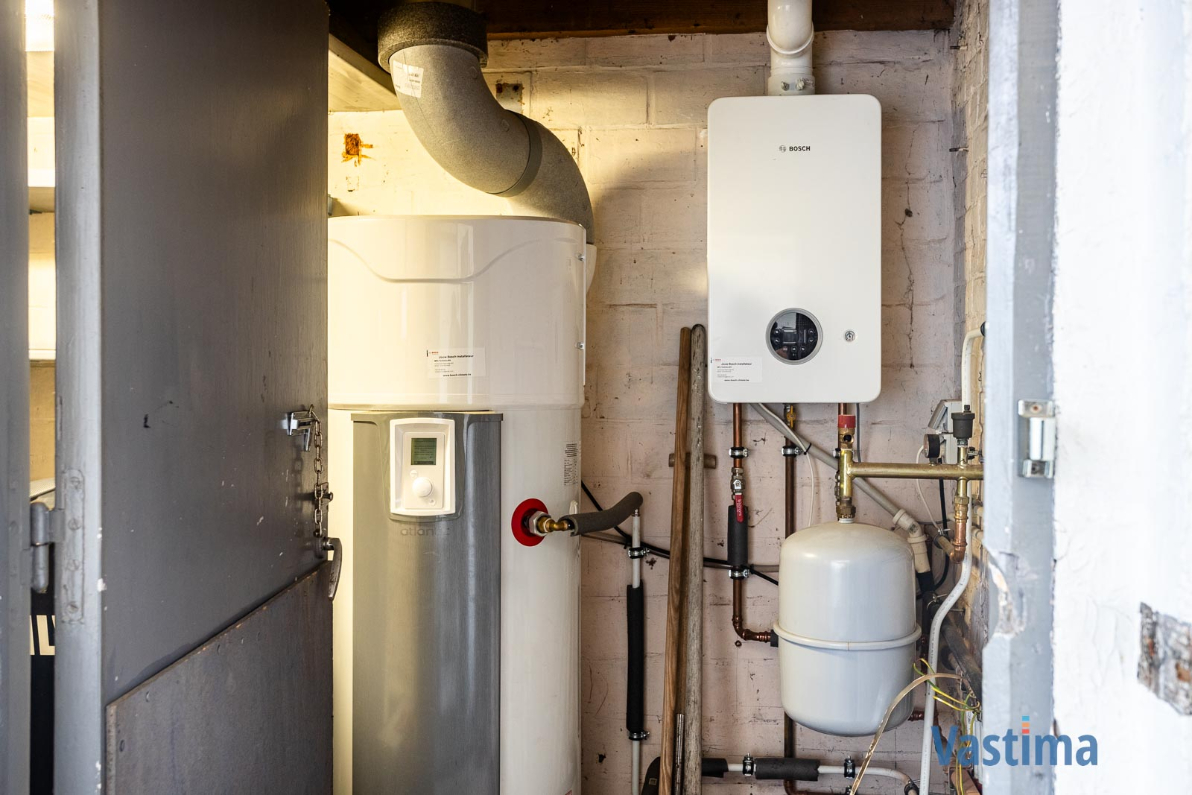 Immo Vastima - Huis Te koop Aalst - Stadswoning met zonnepanelen en tuin