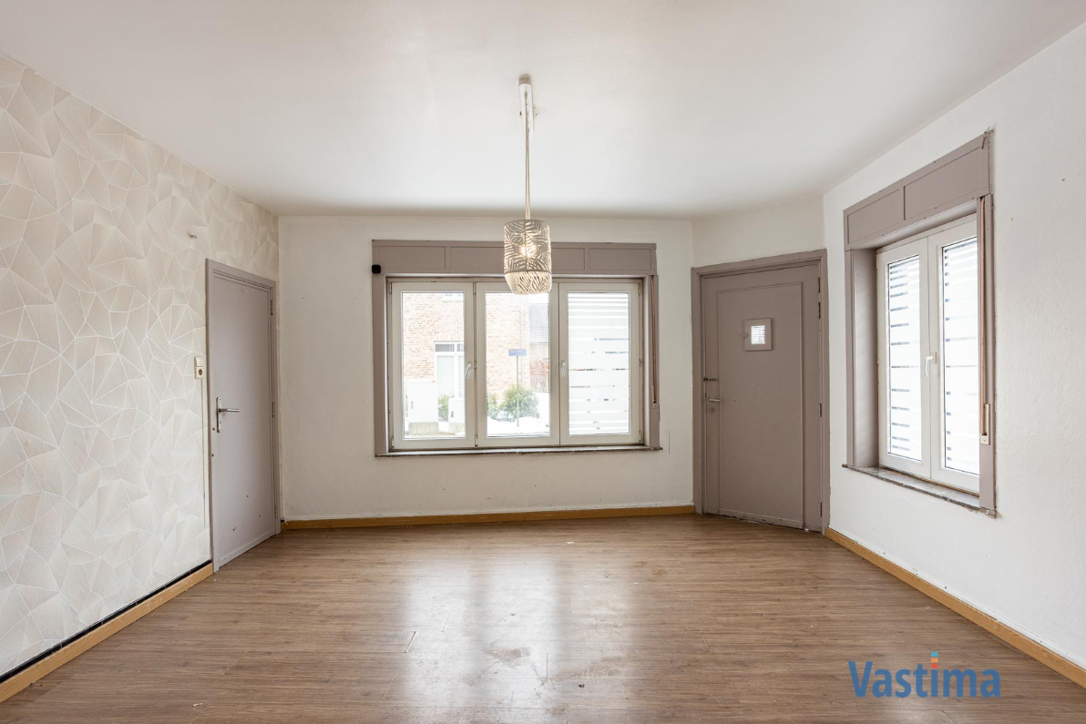 Immo Vastima - Huis Te koop Affligem - Te renoveren gezinswoning met potentieel op een gunstige locatie