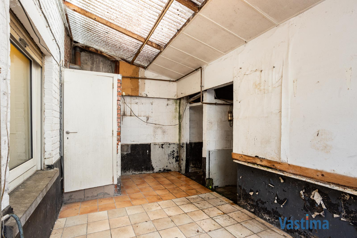 Immo Vastima - Huis Te koop Affligem - Te renoveren gezinswoning met potentieel op een gunstige locatie