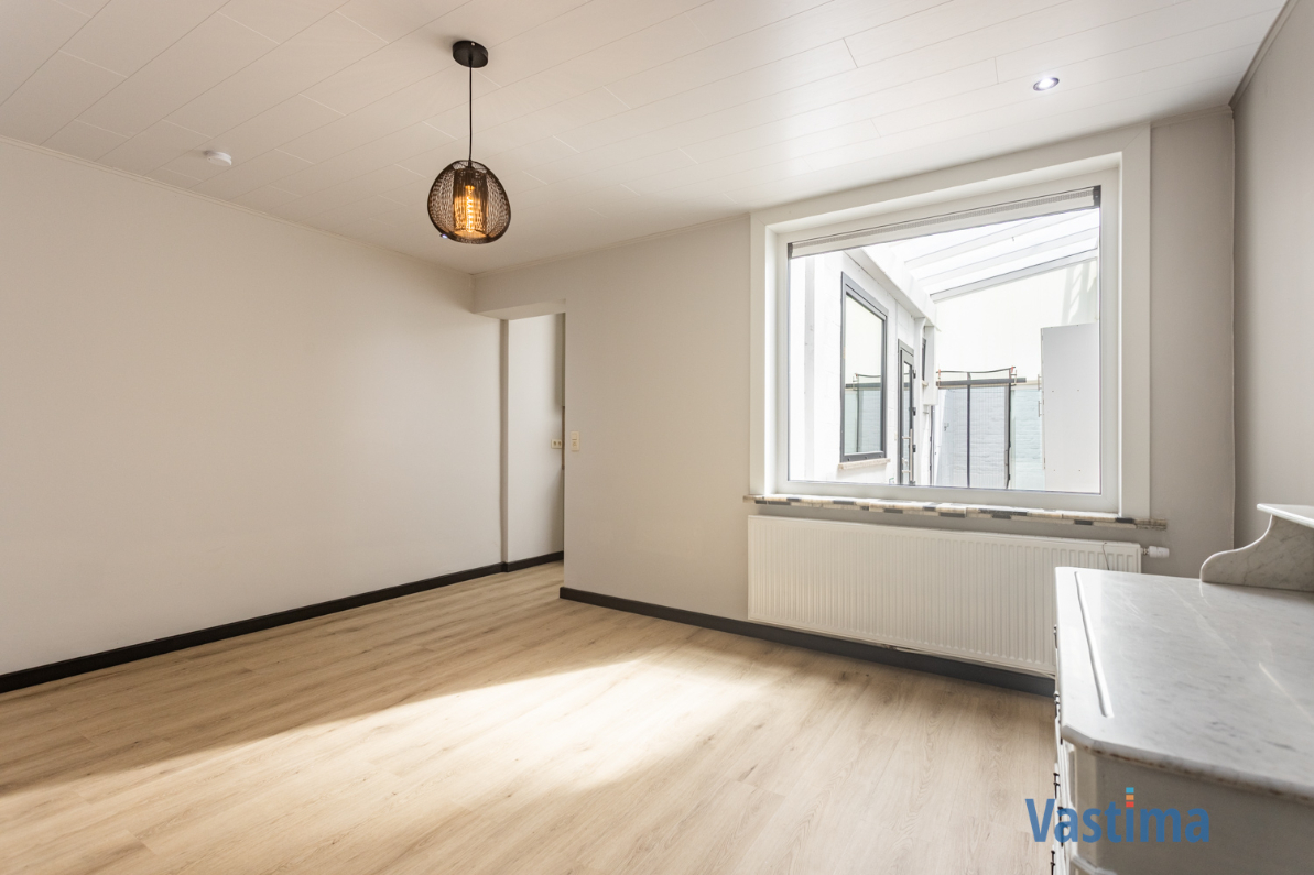 Immo Vastima - Huis Te koop Aalst - Volledig gerenoveerde rijwoning met 3 slaapkamers nabij centrum Aalst