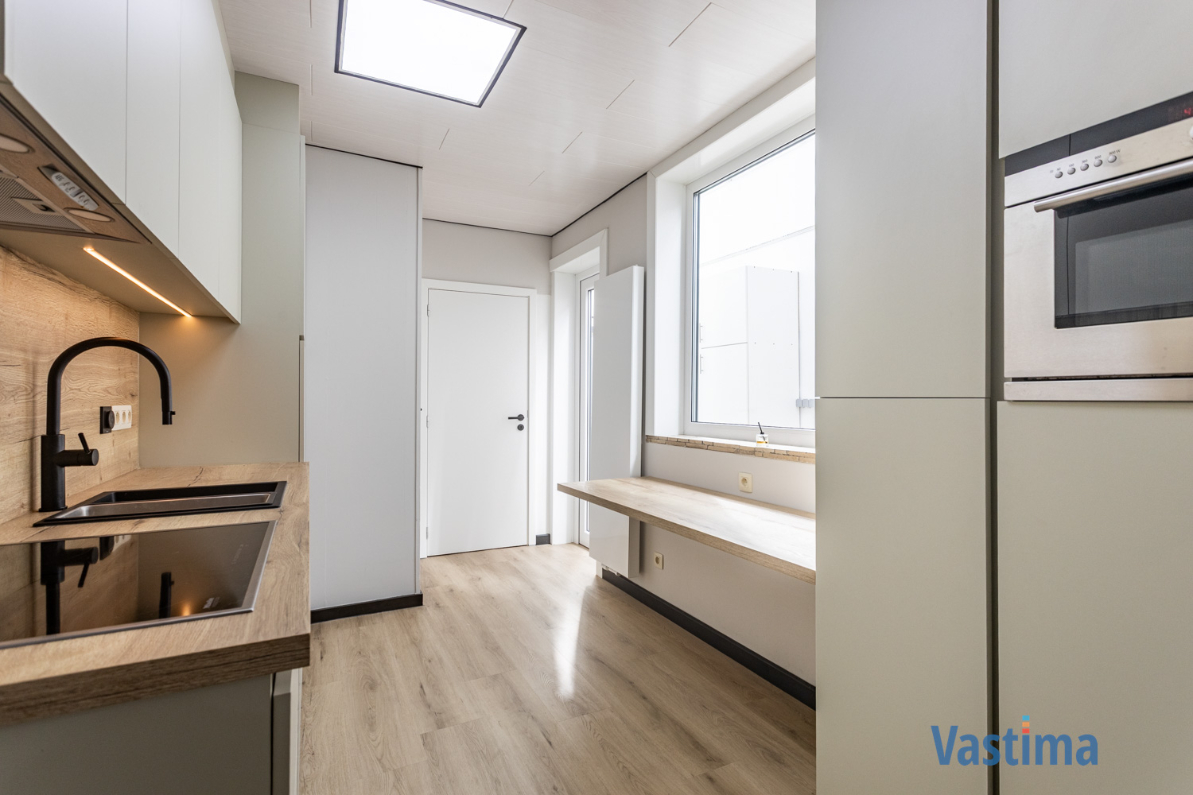 Immo Vastima - Huis Te koop Aalst - Volledig gerenoveerde rijwoning met 3 slaapkamers nabij centrum Aalst
