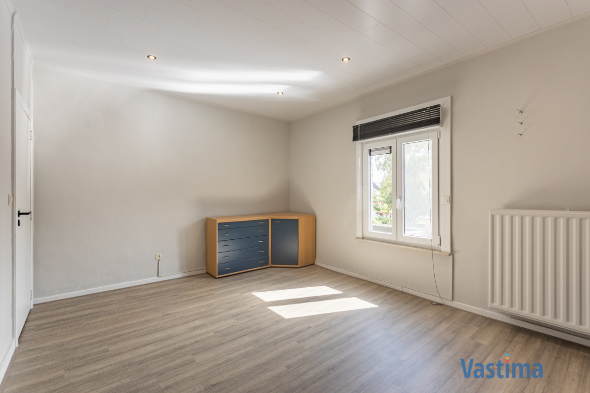 Immo Vastima - Huis Te koop Aalst - Volledig gerenoveerde rijwoning met 3 slaapkamers nabij centrum Aalst