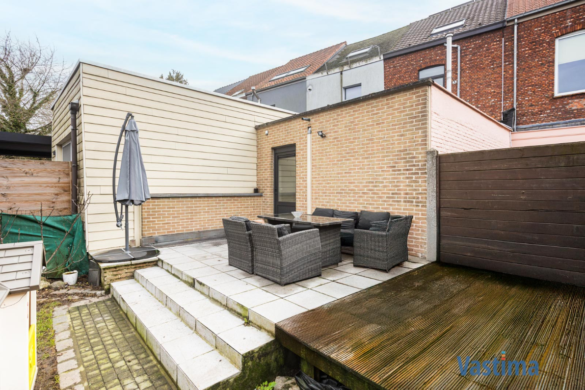 Immo Vastima - Huis Te koop Aalst - Energiezuinige gezinswoning met 3 slaapkamers, tuin en zonnepanelen