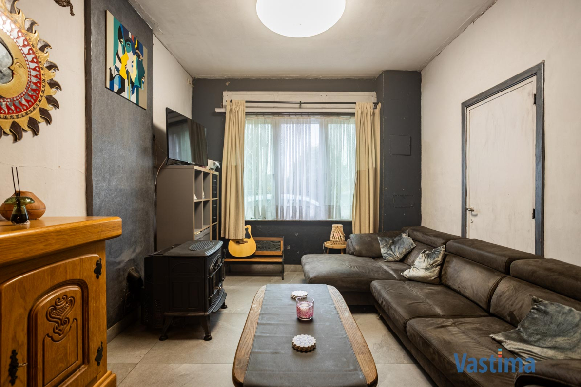 Immo Vastima - Huis Te koop Erembodegem - Gezinswoning met 3 slaapkamers en tuin nabij Erembodegem Dorp