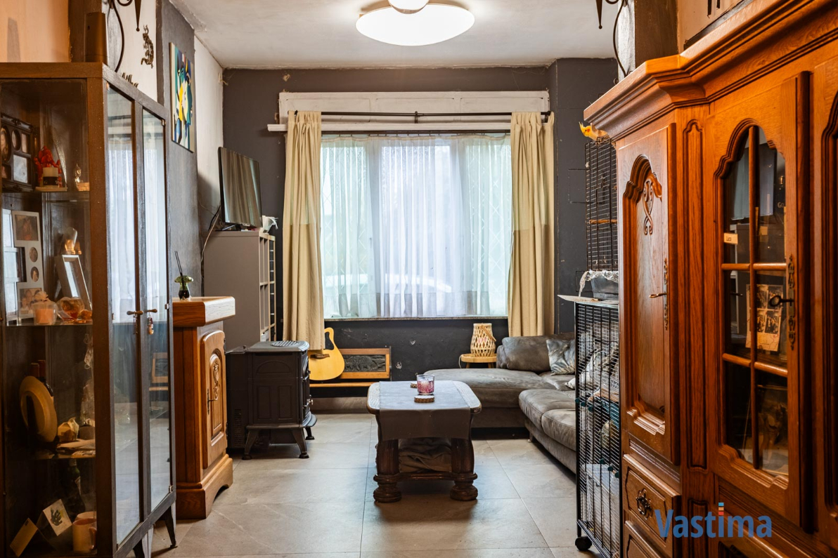 Immo Vastima - Huis Te koop Erembodegem - Gezinswoning met 3 slaapkamers en tuin nabij Erembodegem Dorp