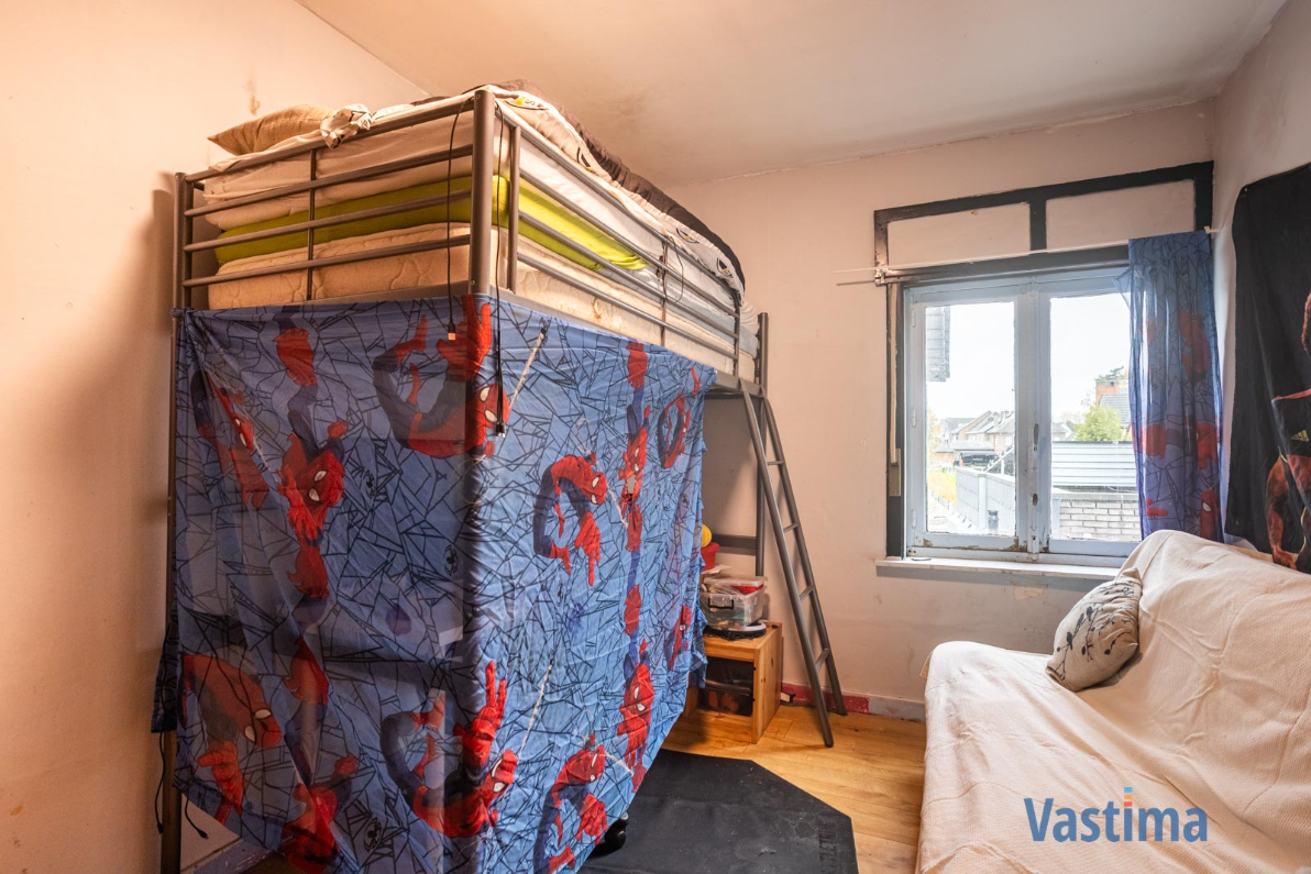 Immo Vastima - Huis Te koop Erembodegem - Gezinswoning met 3 slaapkamers en tuin nabij Erembodegem Dorp