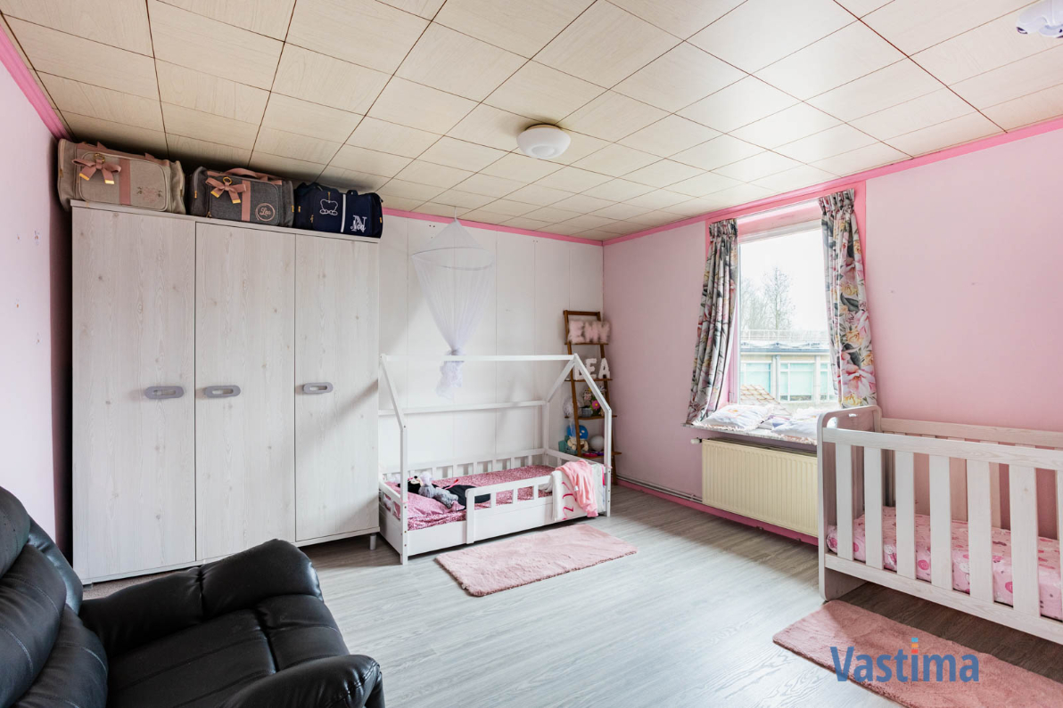 Immo Vastima - Huis Te koop Erembodegem - Uniek pand bestaande uit 2 woongelegenheden, garage en buitenruimte