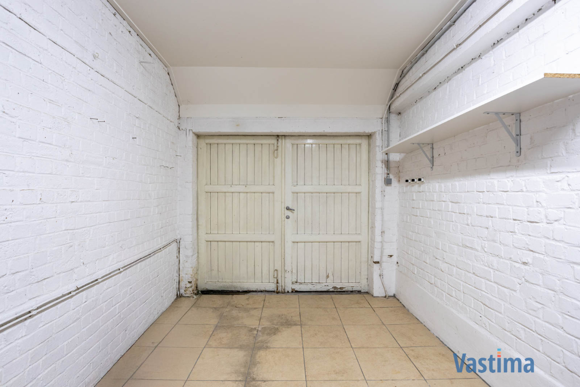 Immo Vastima - Huis Te koop Aalst - Op te frissen gezinswoning met 3 slaapkamers, garage en tuin