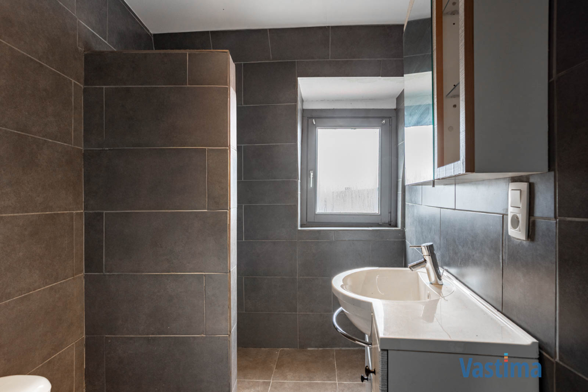 Immo Vastima - Huis Te koop Erembodegem - Op te frissen woning met potentieel in Erembodegem