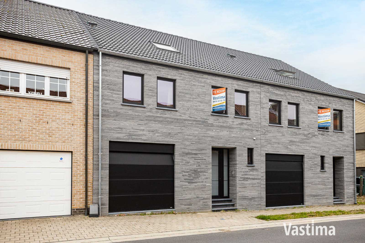 Immo Vastima - Huis Te koop Denderleeuw - Nieuwbouw gesloten woning met 3 slaapkamers, garage en tuin