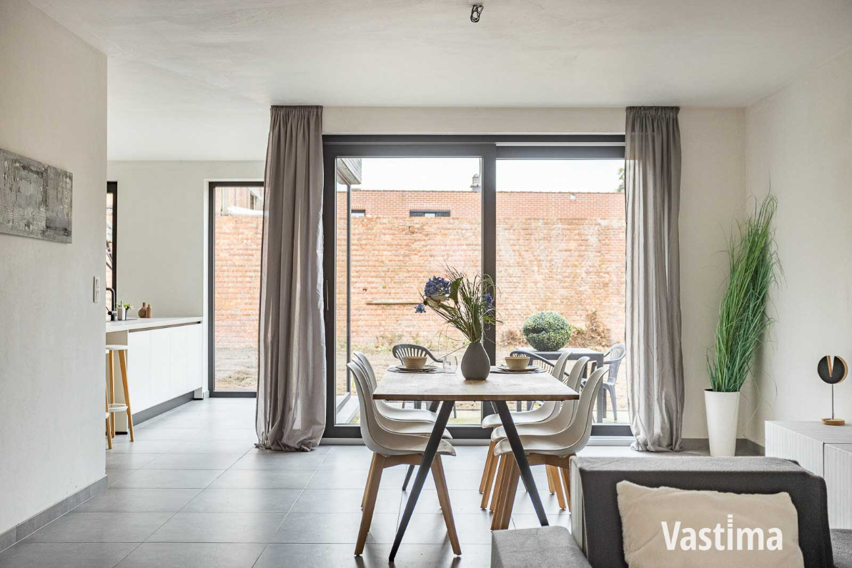 Immo Vastima - Huis Te koop Denderleeuw - Nieuwbouw gesloten woning met 3 slaapkamers, garage en tuin