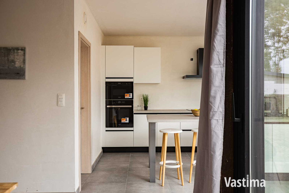 Immo Vastima - Huis Te koop Denderleeuw - Nieuwbouw gesloten woning met 3 slaapkamers, garage en tuin