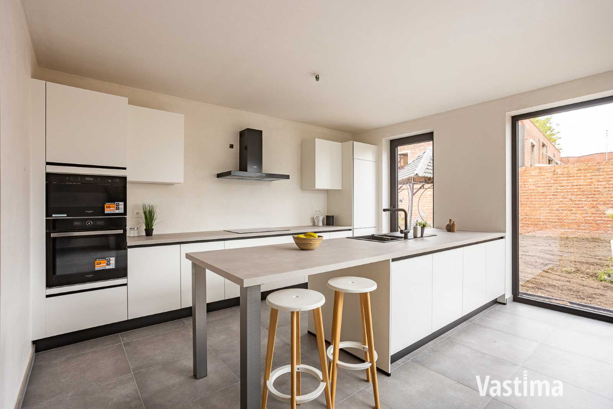 Immo Vastima - Huis Te koop Denderleeuw - Nieuwbouw gesloten woning met 3 slaapkamers, garage en tuin