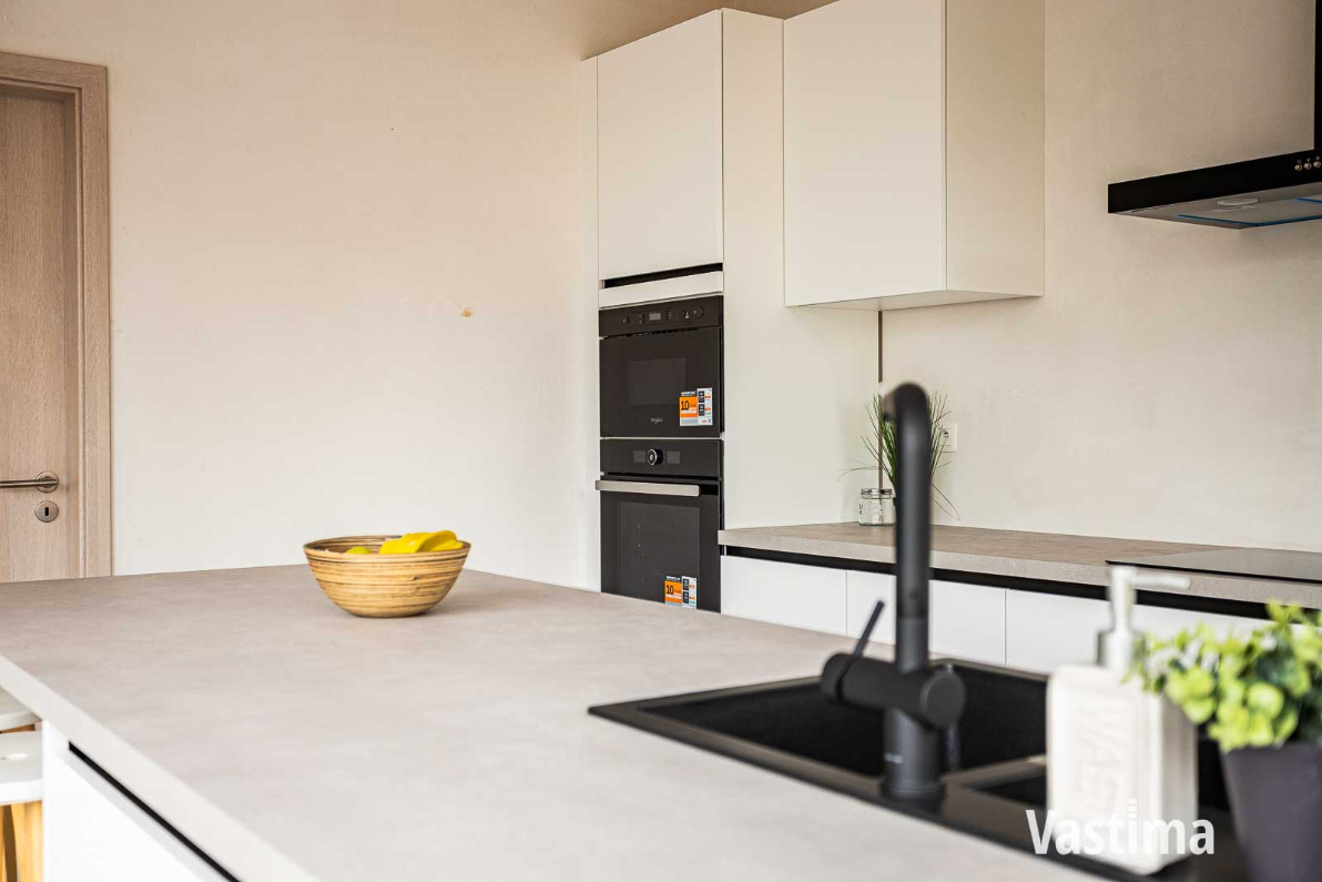 Immo Vastima - Huis Te koop Denderleeuw - Nieuwbouw gesloten woning met 3 slaapkamers, garage en tuin