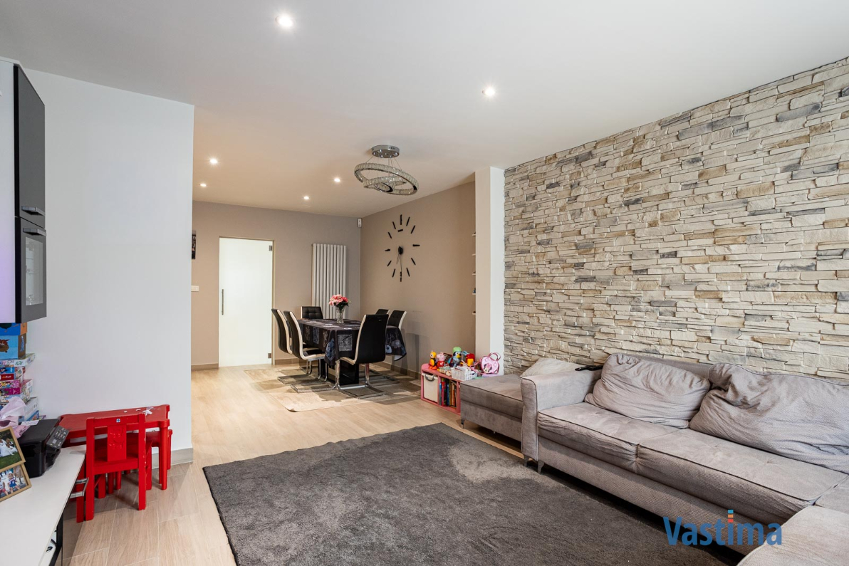 Immo Vastima - Huis Te koop Affligem - Instapklare, energiezuinige familiewoning met 4 slaapkamers, tuin en garage