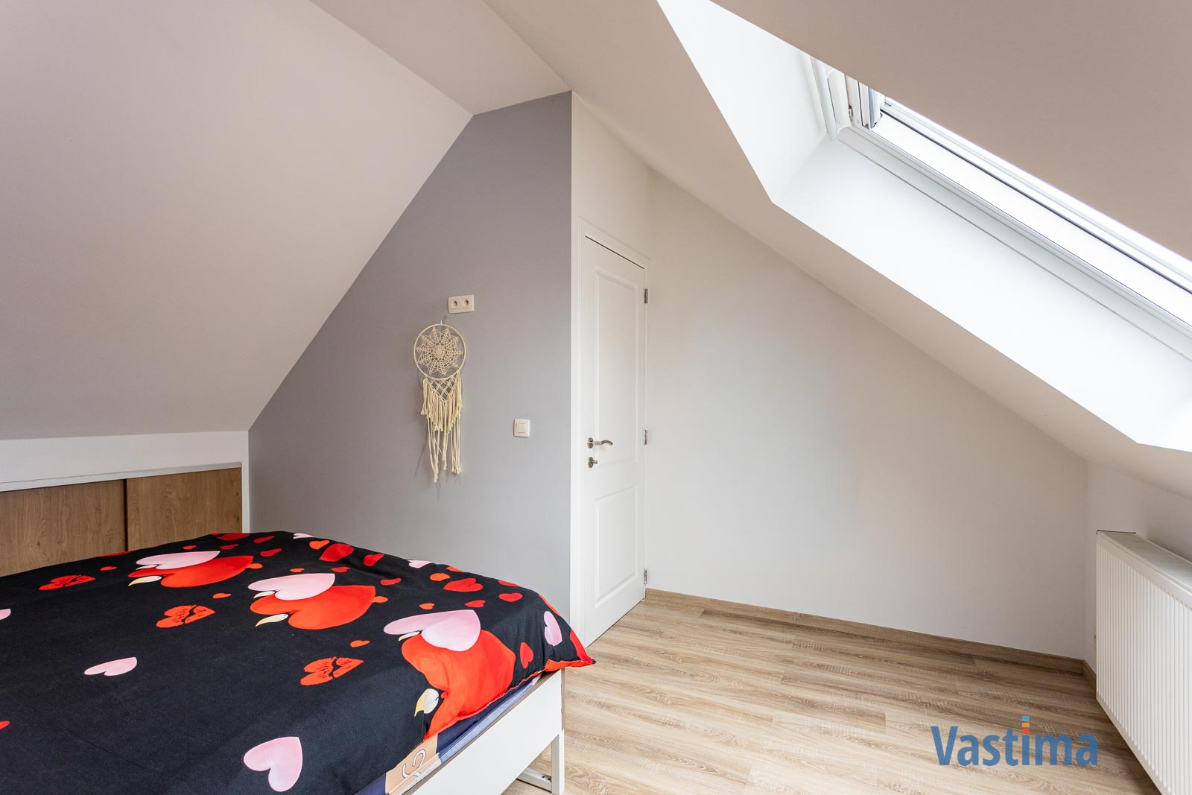 Immo Vastima - Huis Te koop Affligem - Instapklare, energiezuinige familiewoning met 4 slaapkamers, tuin en garage