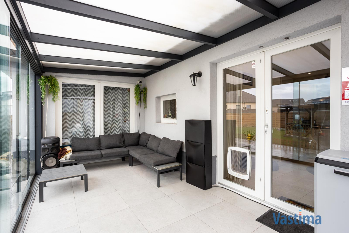 Immo Vastima - Huis Te koop Affligem - Instapklare, energiezuinige familiewoning met 4 slaapkamers, tuin en garage