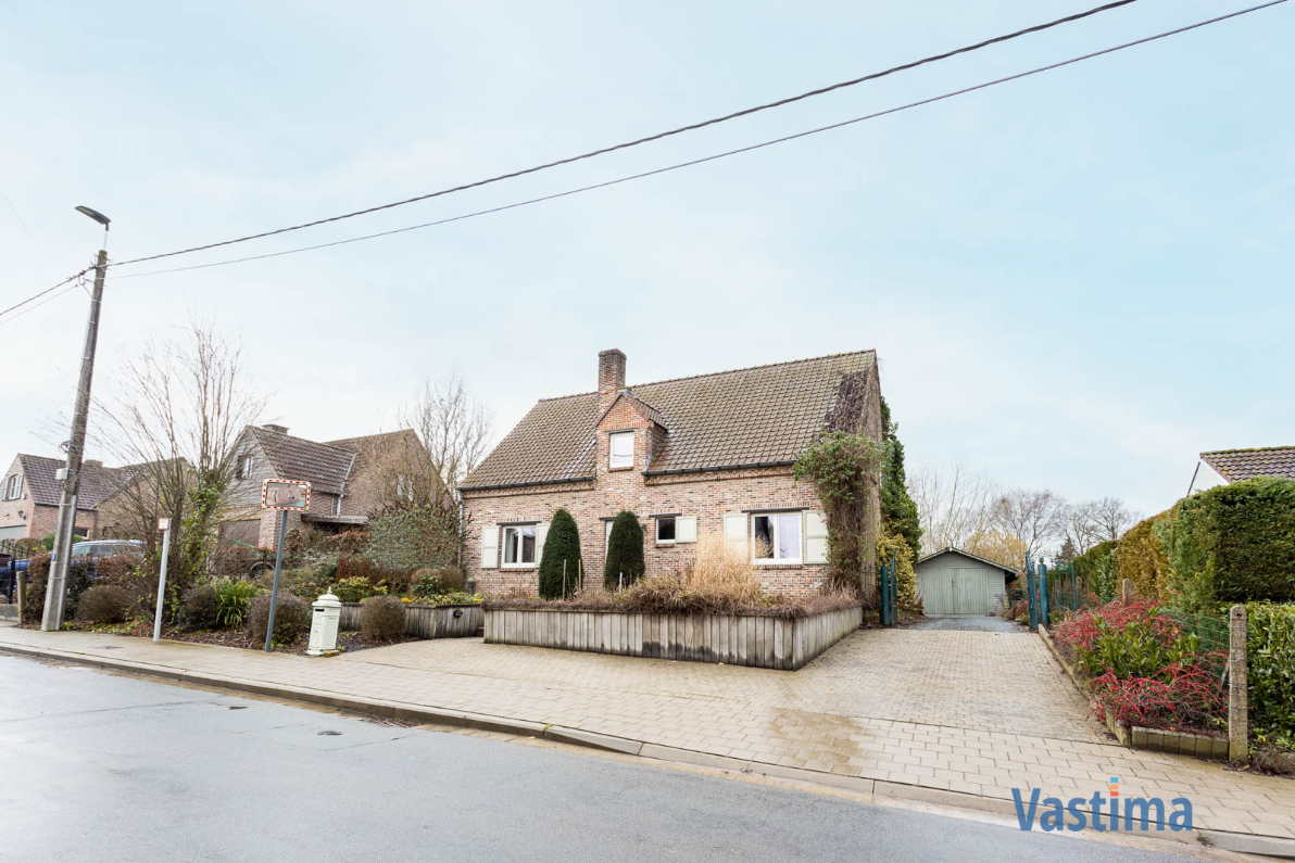 Immo Vastima - Huis Te koop Baardegem - Ruimte, rust en comfort voor het hele gezin in het hart van Baardegem
