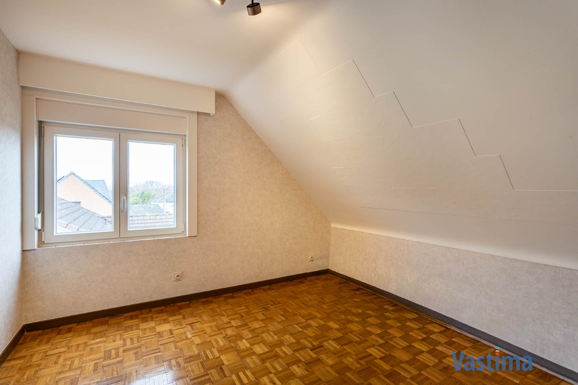 Immo Vastima - Huis Te koop Baardegem - Ruimte, rust en comfort voor het hele gezin in het hart van Baardegem