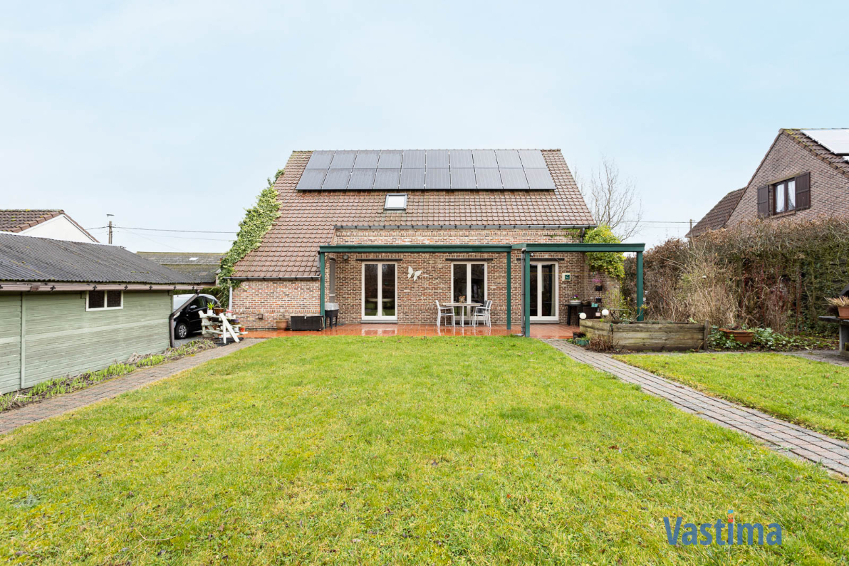 Immo Vastima - Huis Te koop Baardegem - Ruimte, rust en comfort voor het hele gezin in het hart van Baardegem