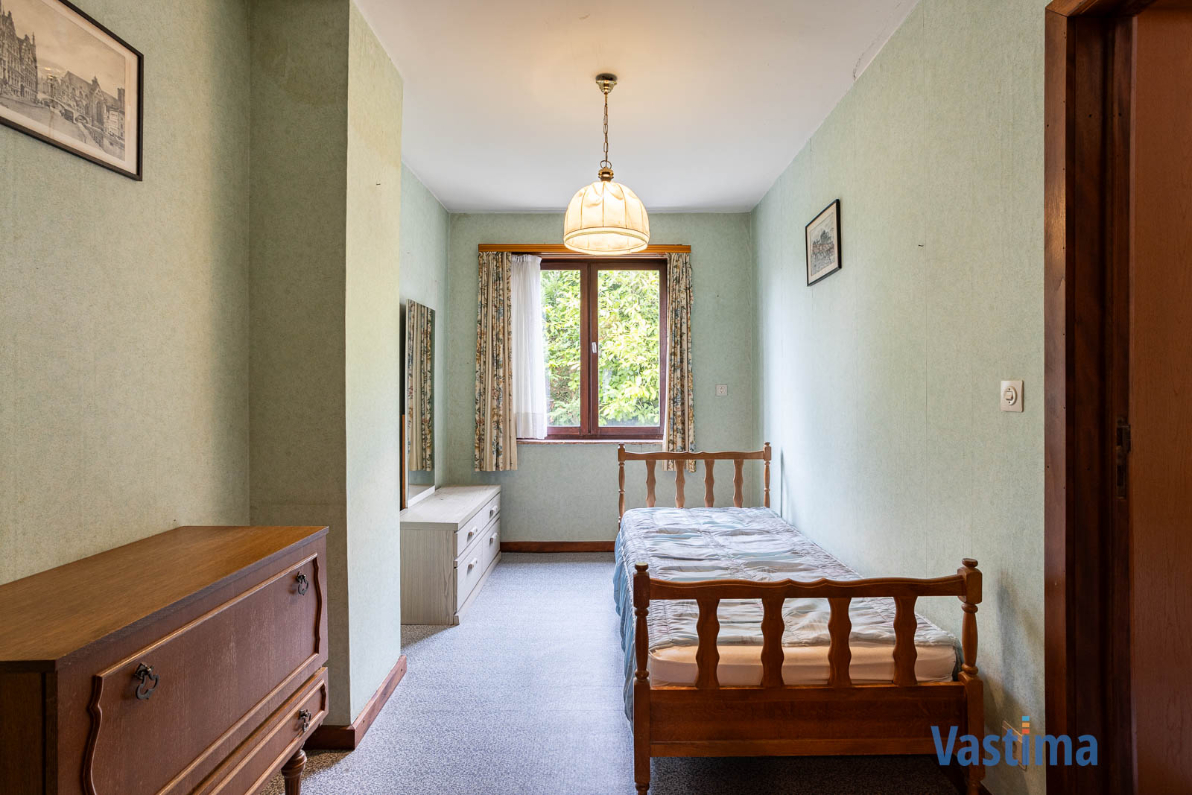 Immo Vastima - Huis Te koop Lede - Halfopen woning in Lede met 3 slaapkamers, garage en buitenruimte