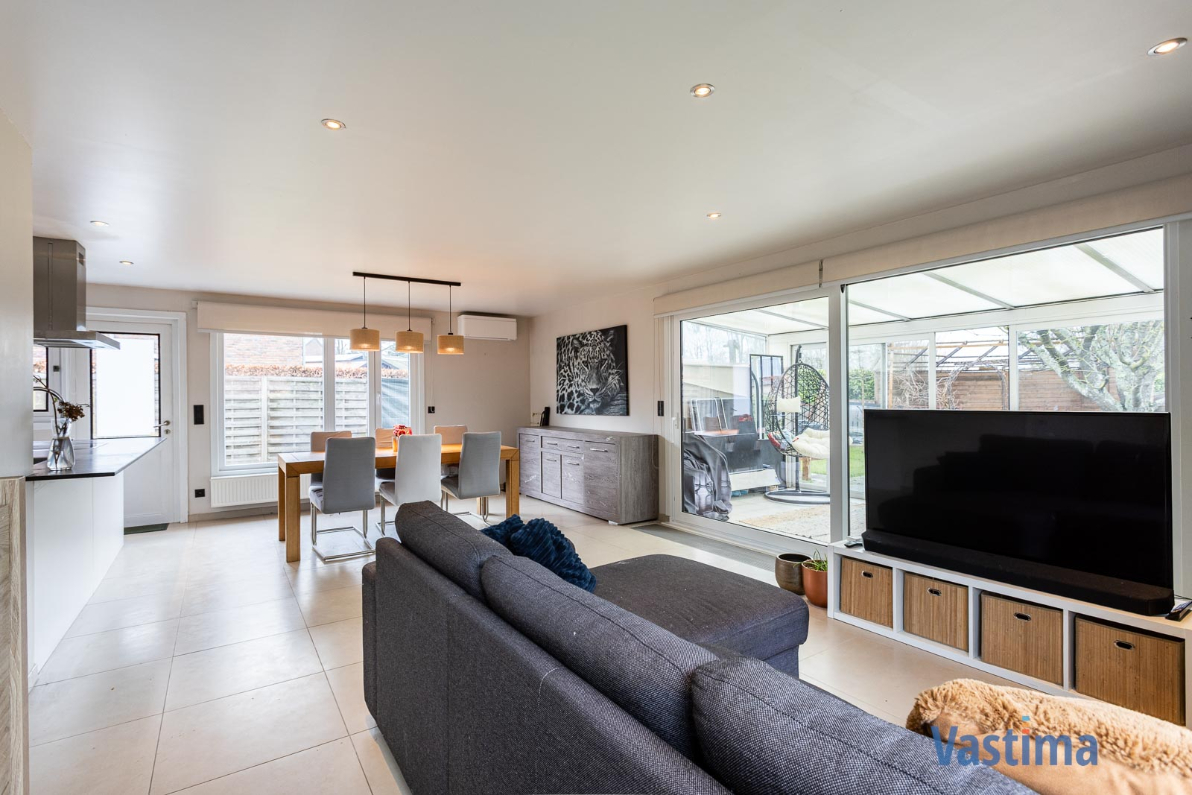 Immo Vastima - Huis Te koop Erpe-Mere - Instapklare bungalow met 3 slaapkamers en garage