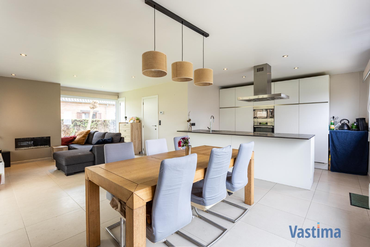 Immo Vastima - Huis Te koop Erpe-Mere - Instapklare bungalow met 3 slaapkamers en garage